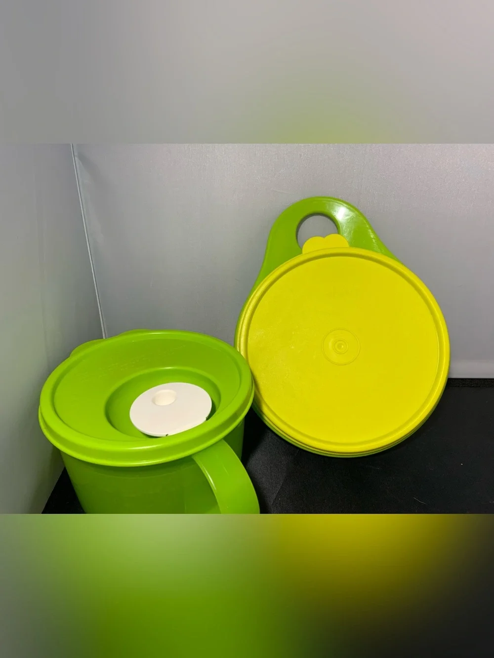 Green Tupperware Soup Mug 16oz & Thatsa Extra Mini Bowl 2 1/2c USED